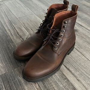 Portland leather boots model Almost perfect London